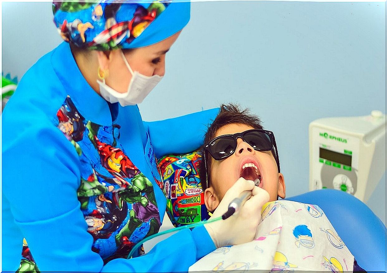 9 tips to combat fear of the dentist in your child