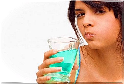 Mouthwash to combat bad breath