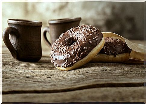 Donuts with chocolate.