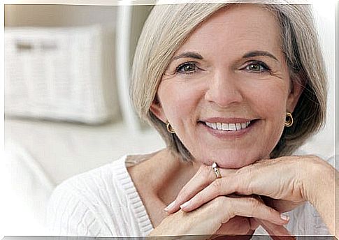 woman with menopausal symptoms