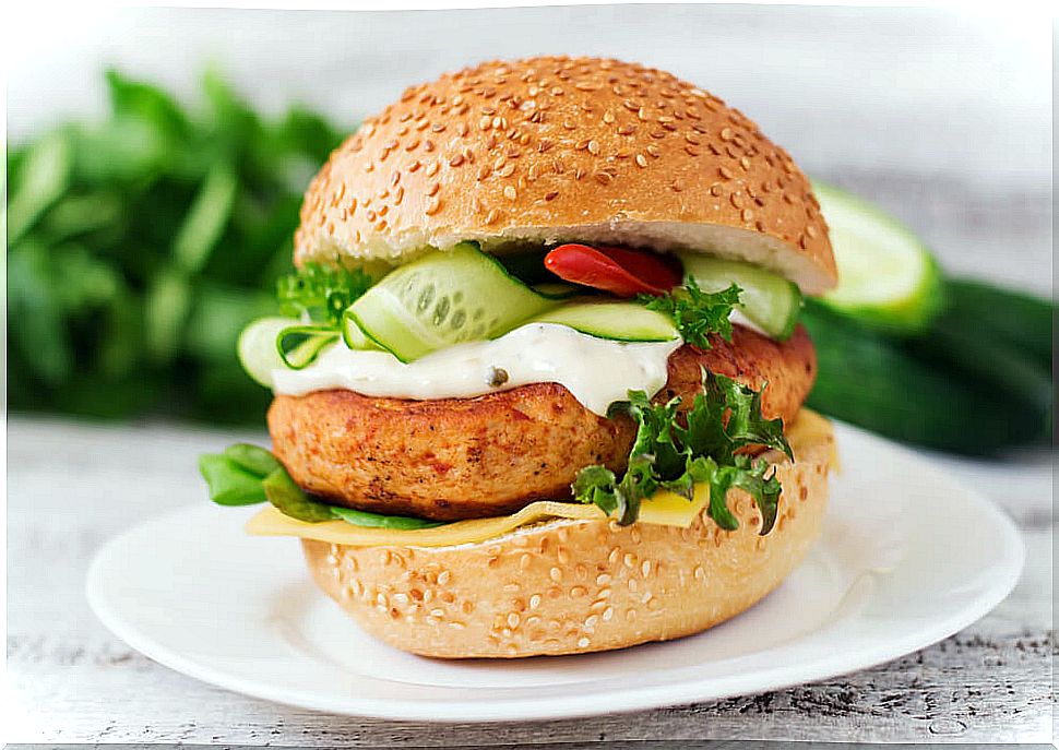 With this hamburger bun you can create delicious healthy hamburgers for the whole family.